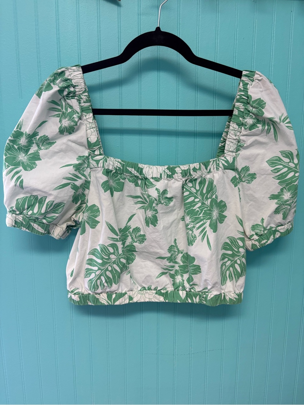 American Eagle Outfitters White Crop Top with Green Tropical Print